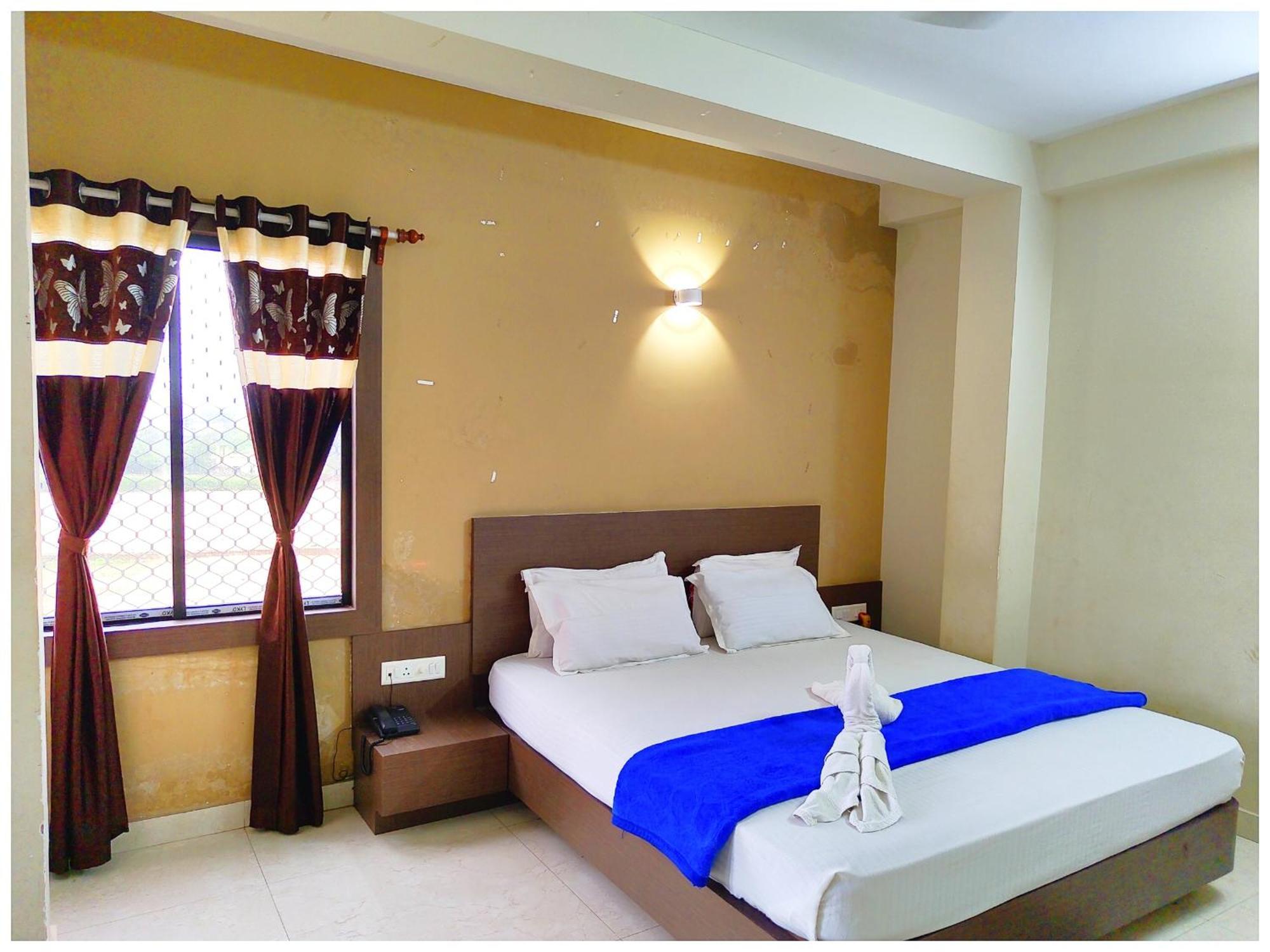 U!k Palace Near Sea And Jagannath Temple - Free Wifi- Lift And Parking Facilities - Fully Air Conditioning & Luxuary - A Rated In