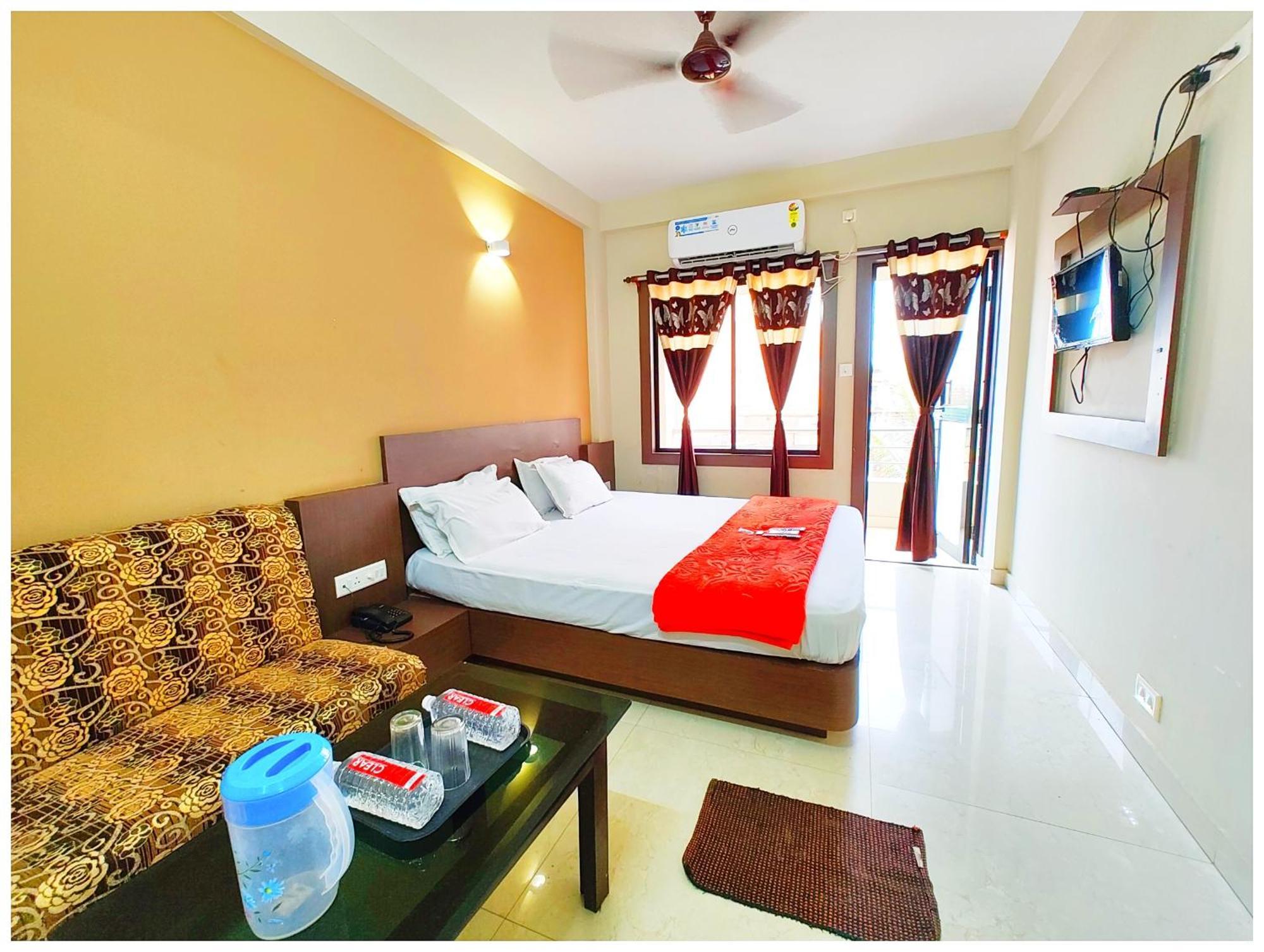 U!k Palace Near Sea And Jagannath Temple - Free Wifi- Lift And Parking Facilities - Fully Air Conditioning & Luxuary - A Rated In Hotel 4*